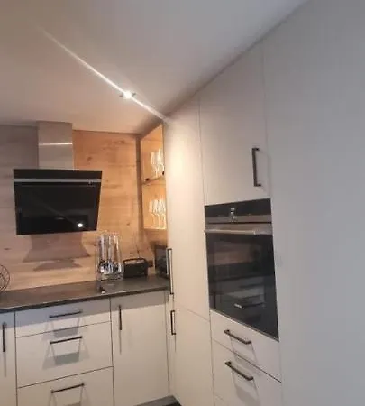 Krismer Apartment *