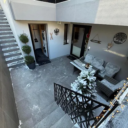 Krismer Apartment